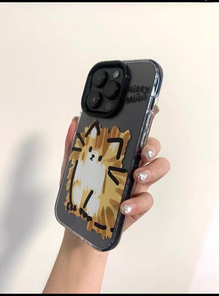 Чехол на iPhone 12