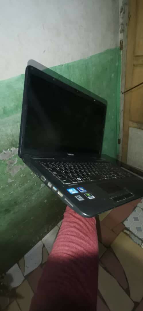 Toshiba satellite pro i5 2.60ghz