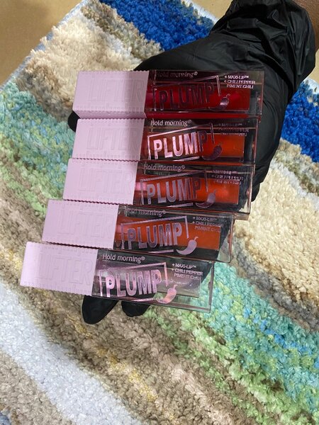 Rouge à lèvres volumisant