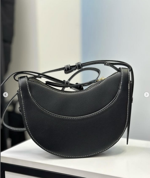 Женская черная сумка 