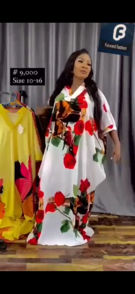 Robe Caftan Fleurie Élégante