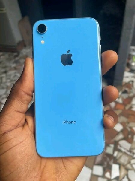 iPhone XR Bleu