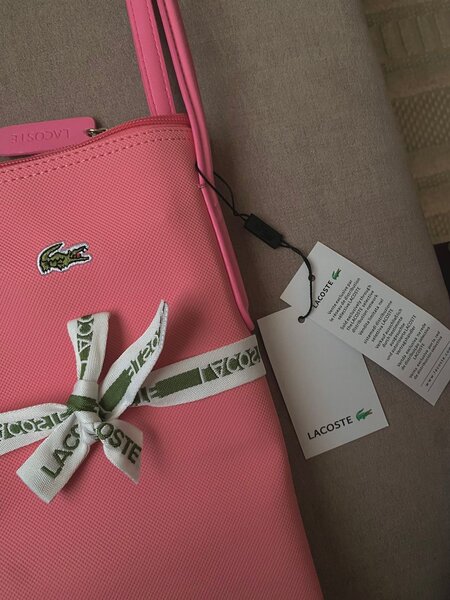 Sac à main rose Lacoste