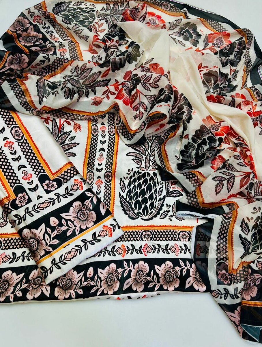 Unstitched three piece