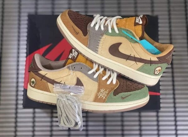 Baskets style patchwork colorées