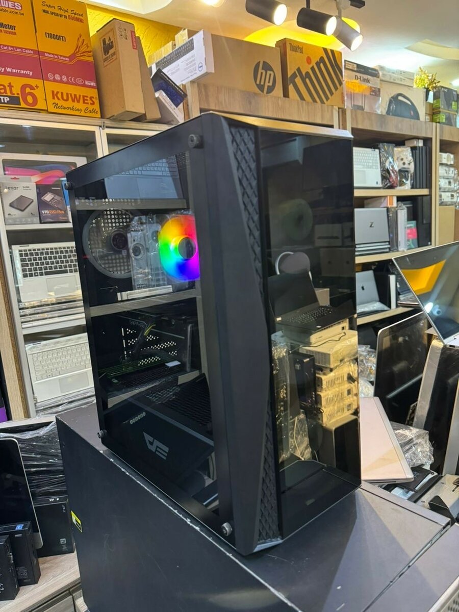 Asus TUF GAMING graphics unit RAM 24GB RYZEN 5 SSD 512GB