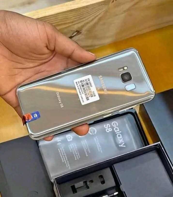 Samsung Galaxy S8 - Smartphone