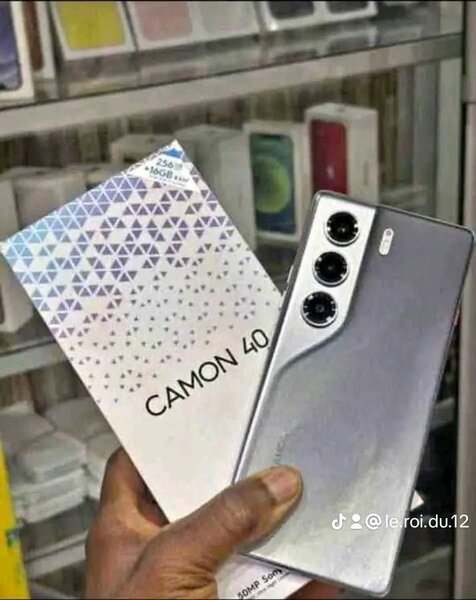 Smartphone Camon 40 256GB