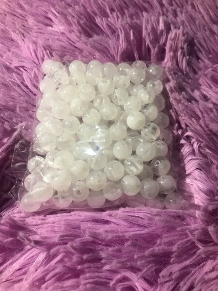 Perles colorées pour bijoux