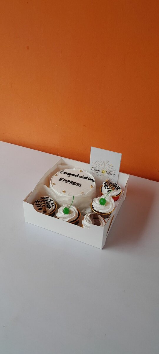 Congratulations cake