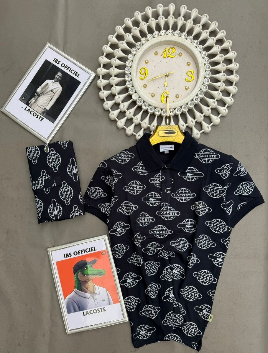 Polo motif planète pour homme