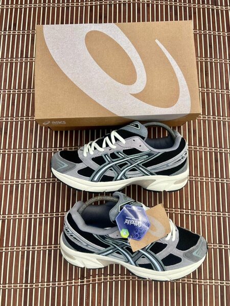 ASICS