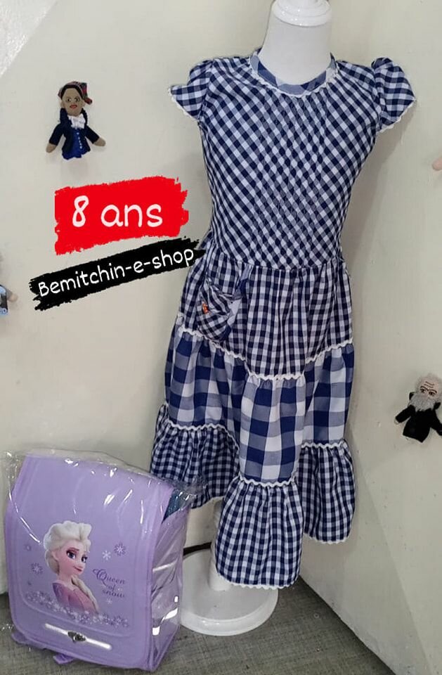Robe enfant à carreaux 8 ans