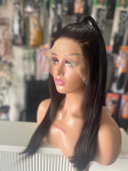 Straight hair ( 20 inches )