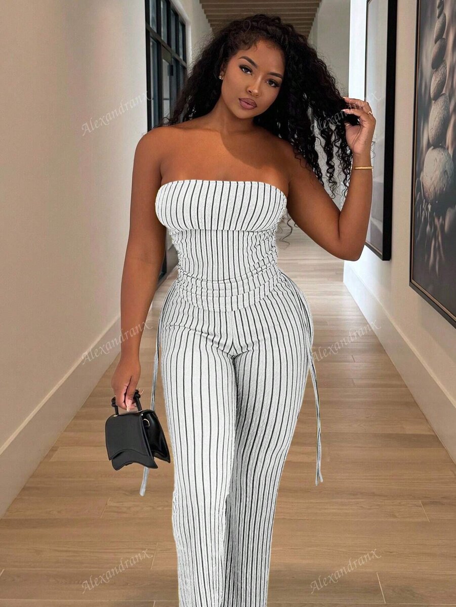 Combinaison rayée femme élégante