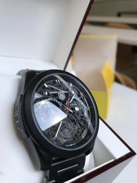 Grand Carerra Tag Heuer CR7. relojes en surtido