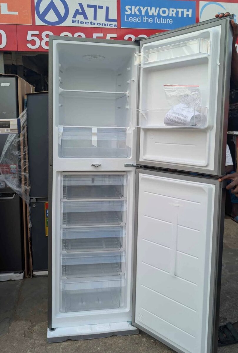 Réfrigérateur à double porte