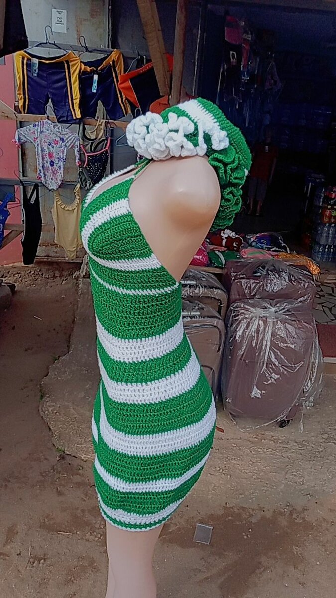 Robe Tricotée Rayée Verte