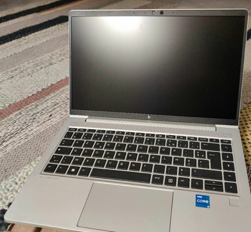 HP elitebook 840 G9