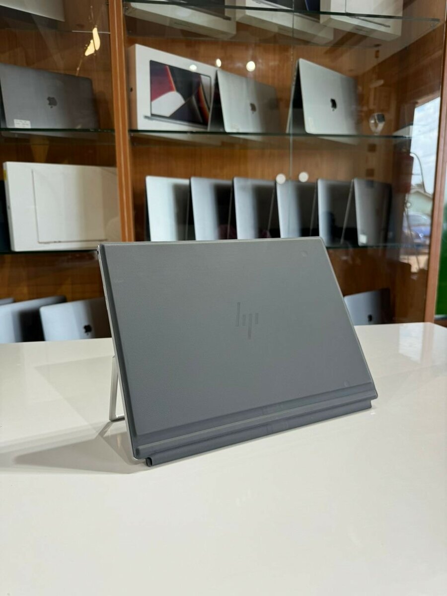 HP ELITE X2 G8