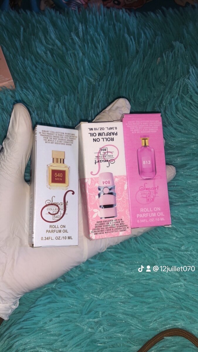 Parfum Roll-On Élégant et Pratique