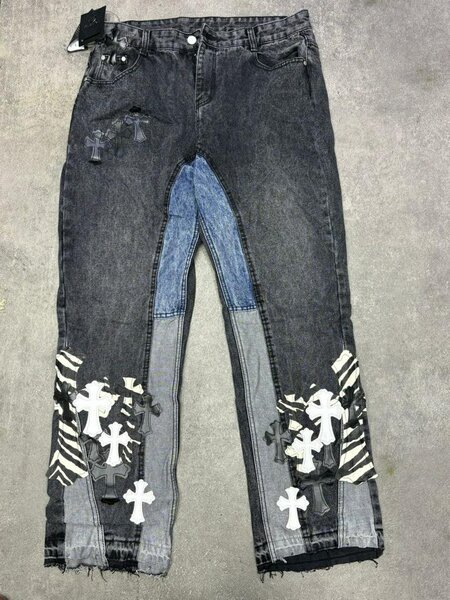 Jean multi-patch gothique