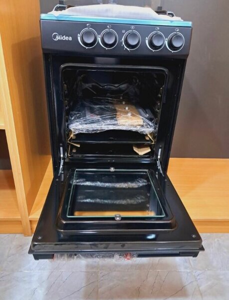 Midea stove