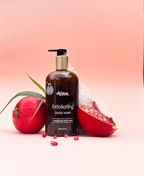 Dejava Exfoliating body wash (Pomegranate Honey Fusion)