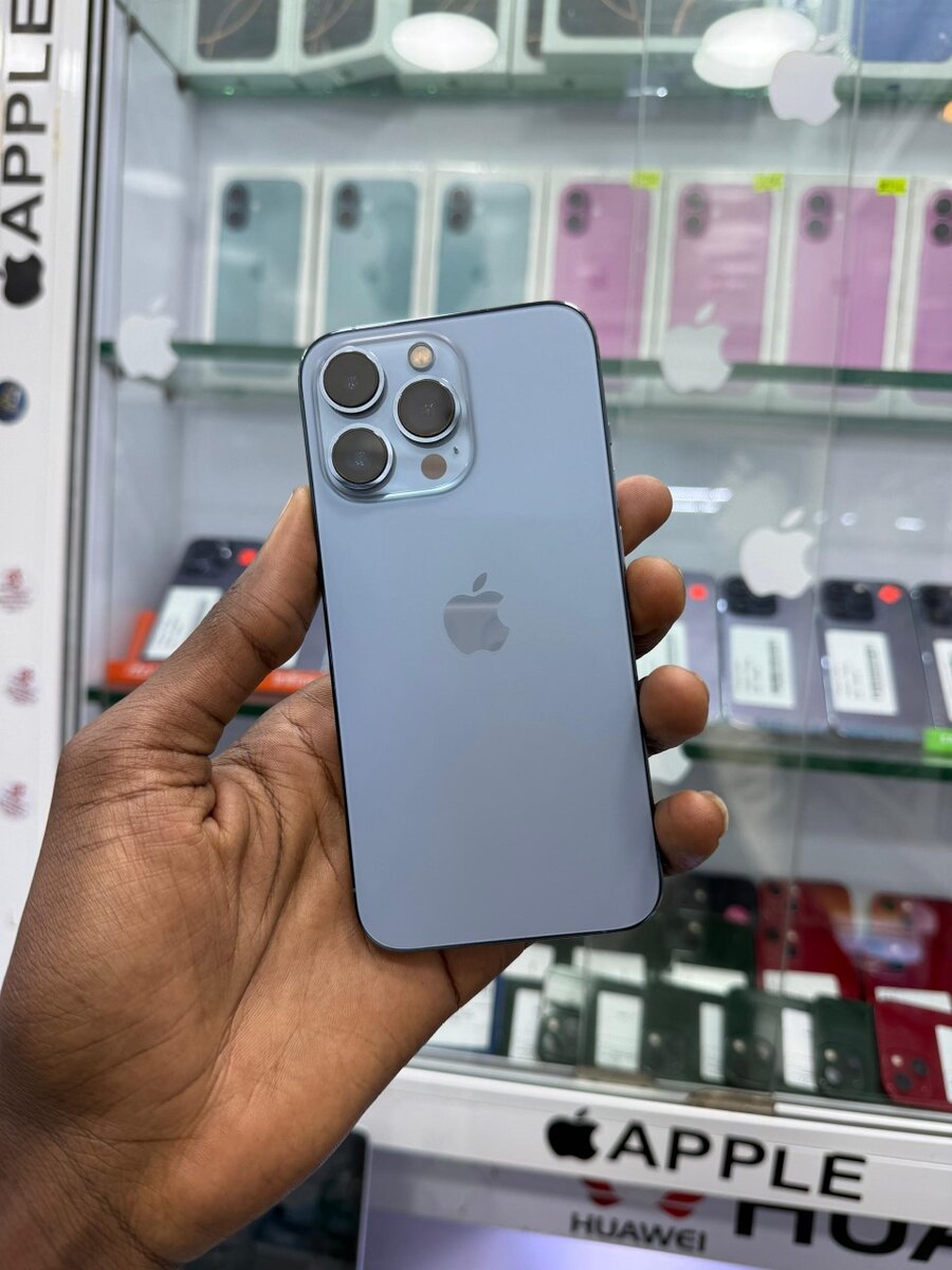 Disponible 13 pro 128go