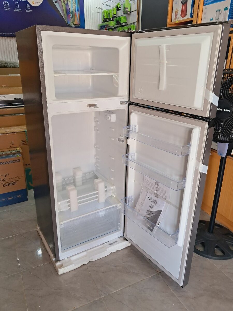 Spacious Hisense 205 litres Fridge 2 stars