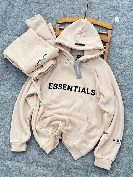 Ensemble de survêtement Essentials