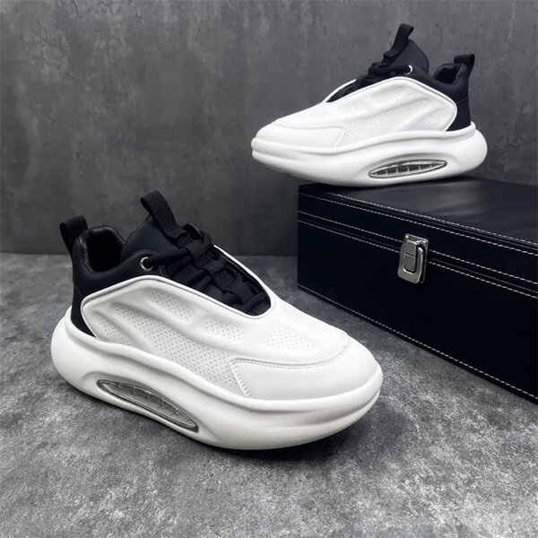 Une chaussure montante