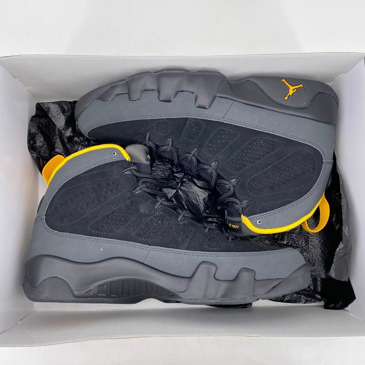 Air Jordan 9 Retro