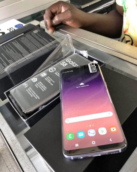 Samsung Galaxy S8 Smartphone