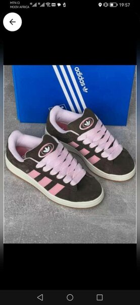 Adidas campus