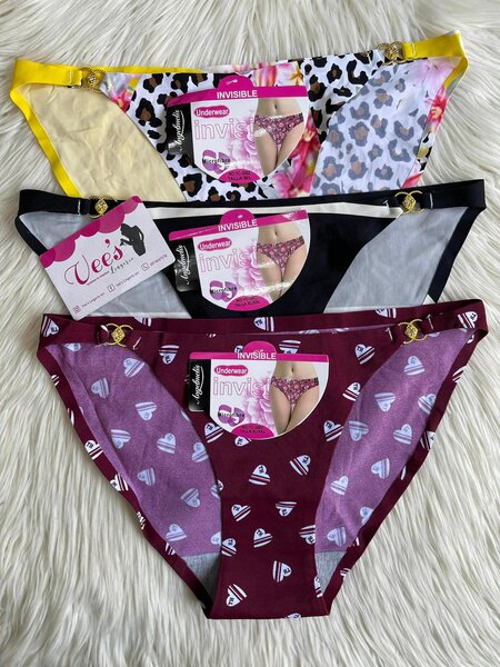 Strings et culottes pour femmes