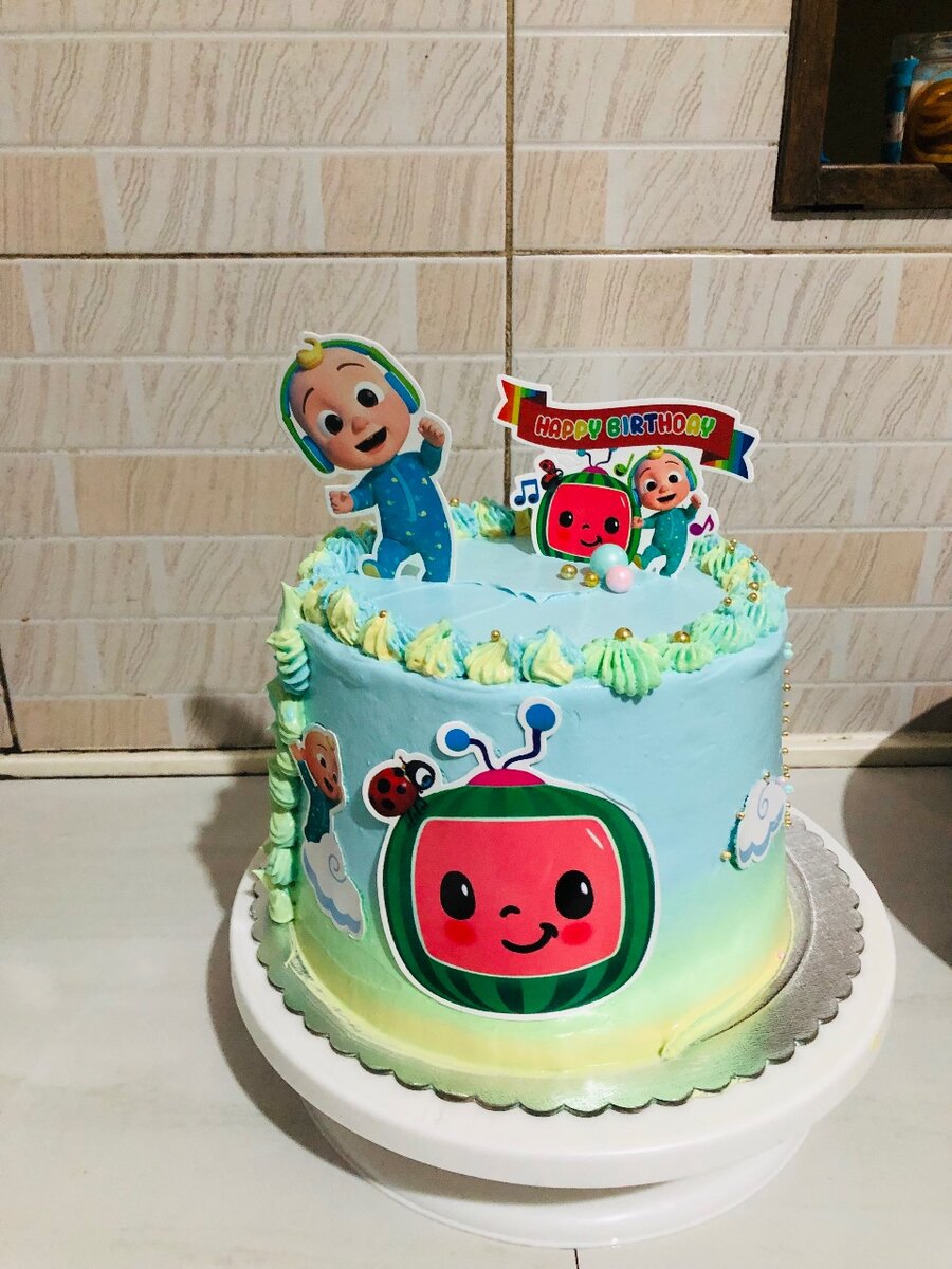 Bento cakes and cupcakes