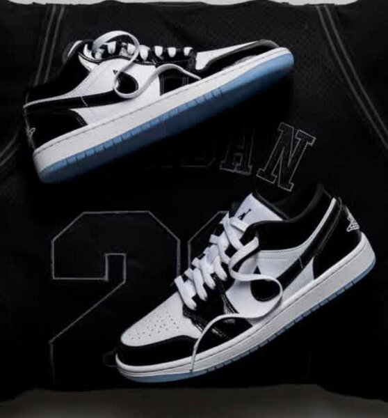 Chaussures Basses Noir et Blanc