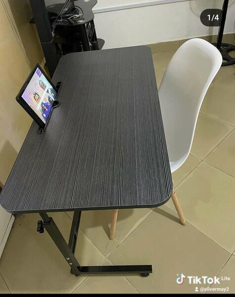 Laptop adjustable study desk