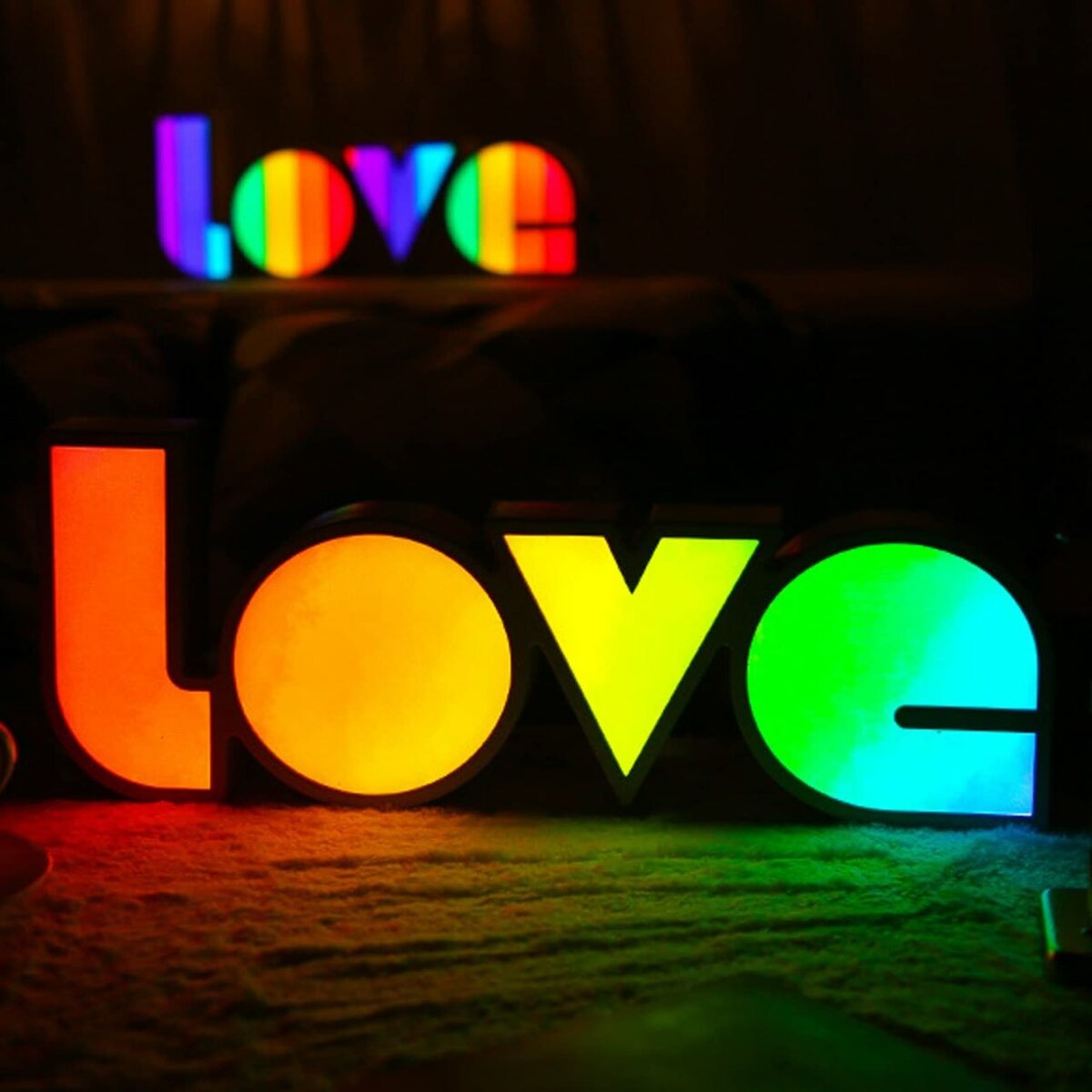 Lampe "Love" LED Multicolore