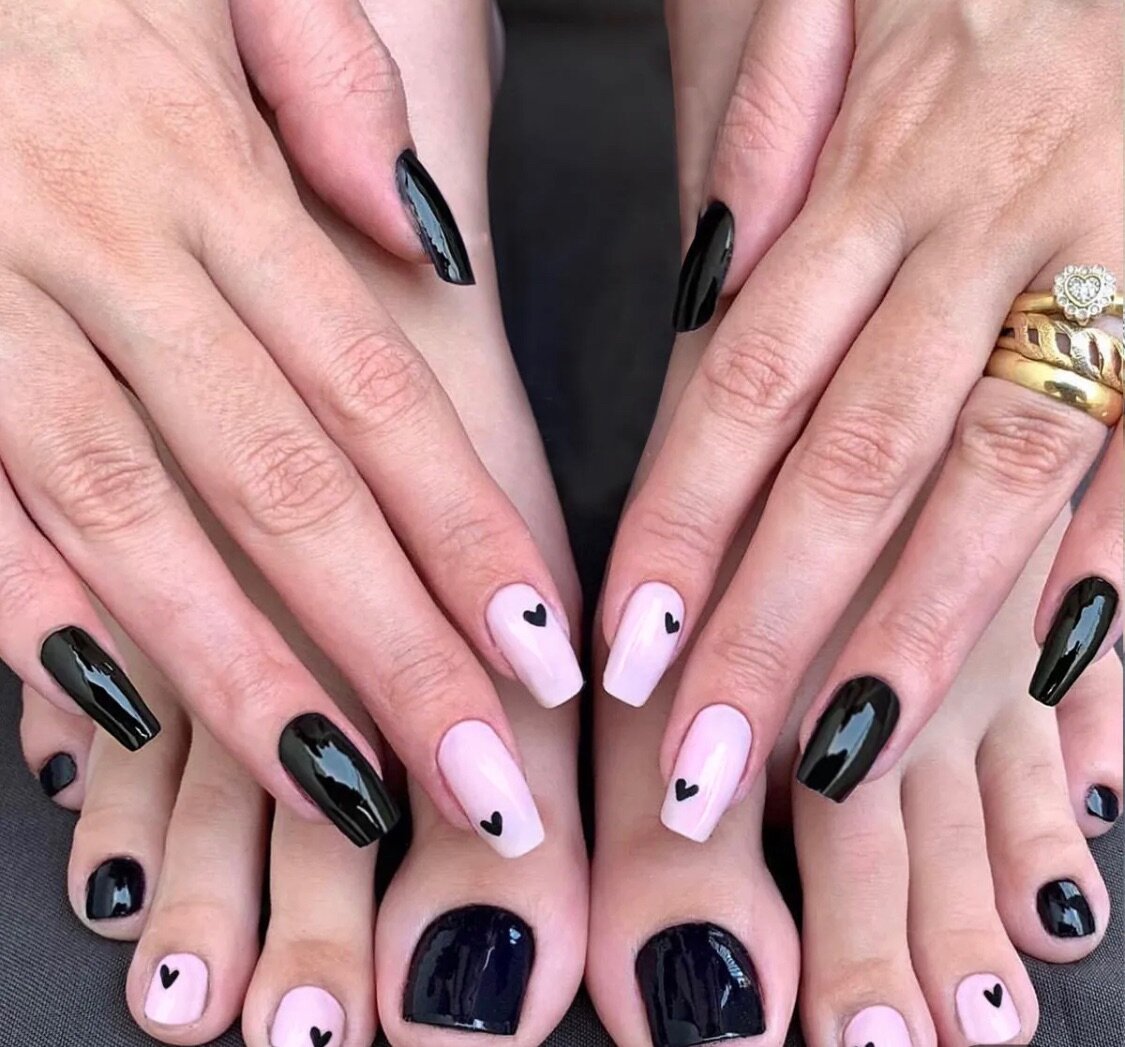 Faux Ongles Mains et Pieds