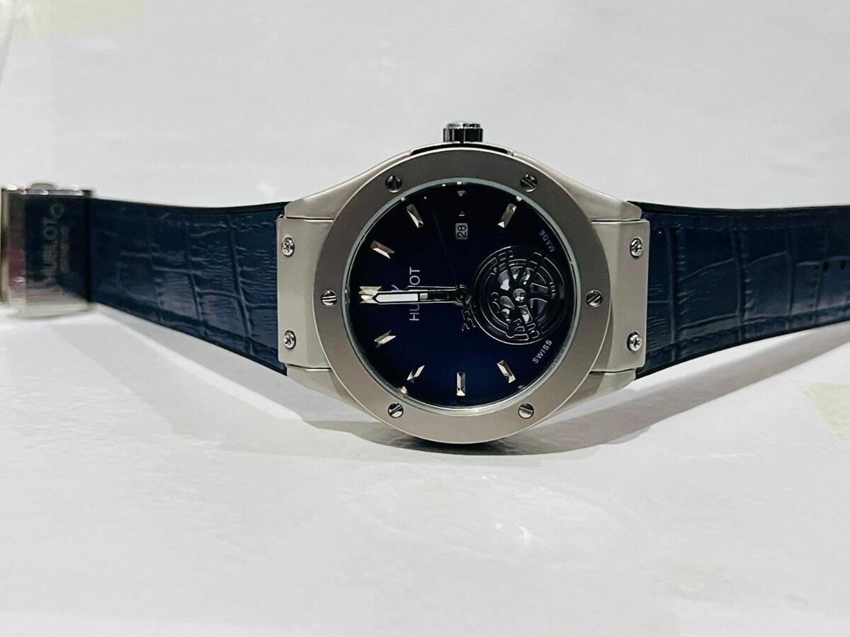 Hublot master lock watch