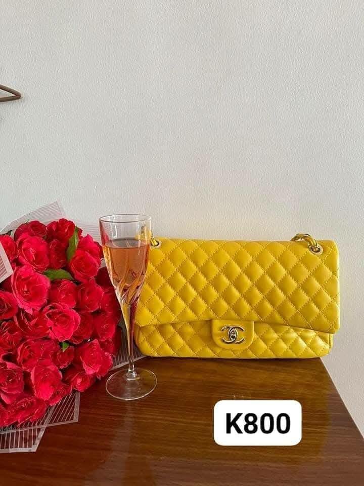 Stylish women's handbag yellow