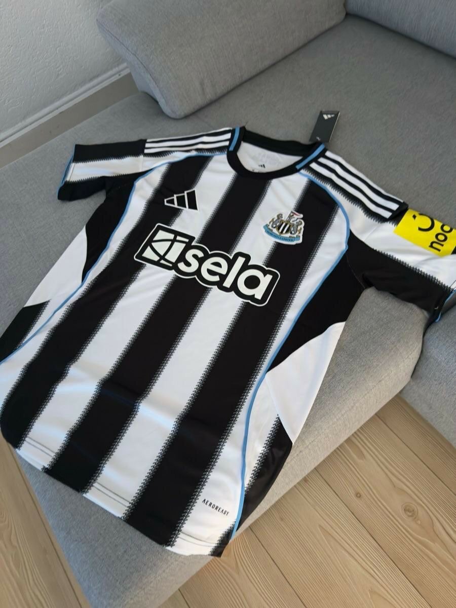 Maillots de football design