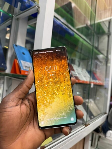 Samsung Galaxy s10 128 giga mé