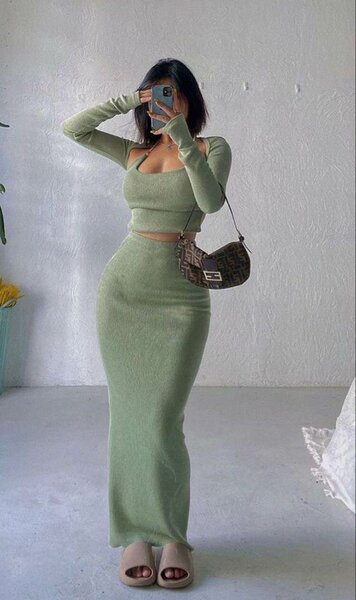 Robe longue verte élégante