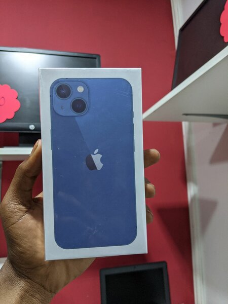 iPhone 13