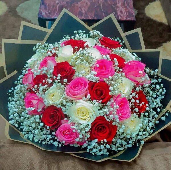 Bouquet de Roses Éclatantes