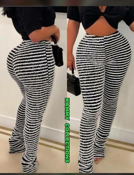 Robe élégante dos nu