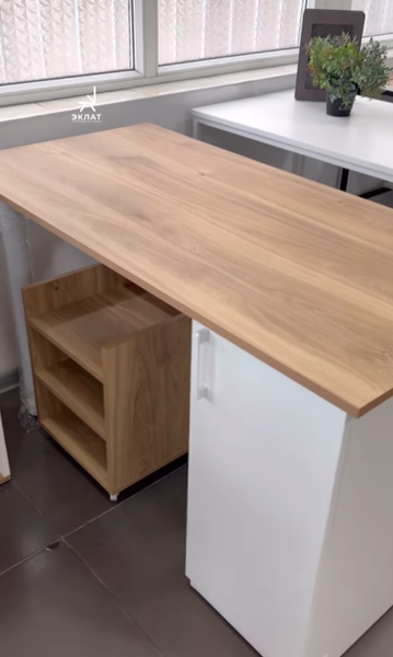 Стол письменный